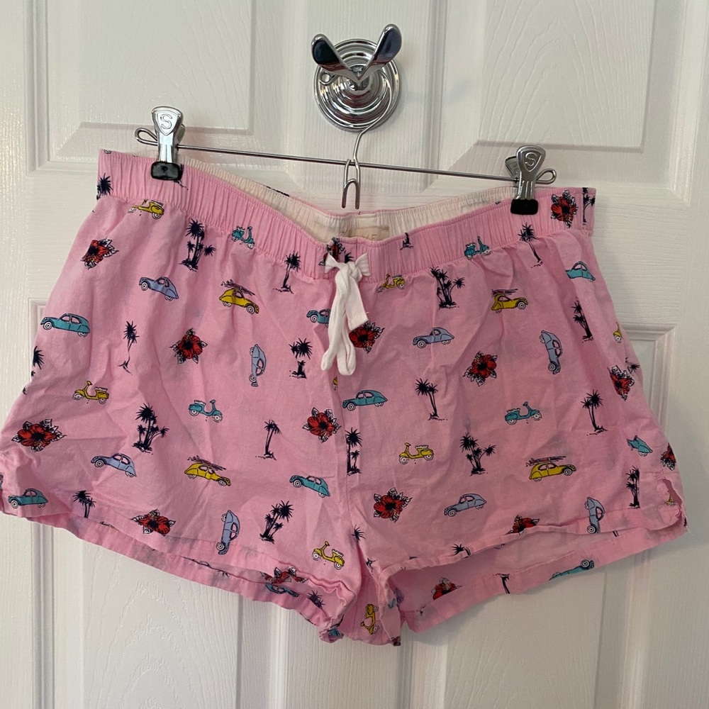 GAP pink lounge shorts